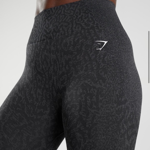 Gymshark Adapt Animal Print Leggings NWOT - Picture 4 of 8